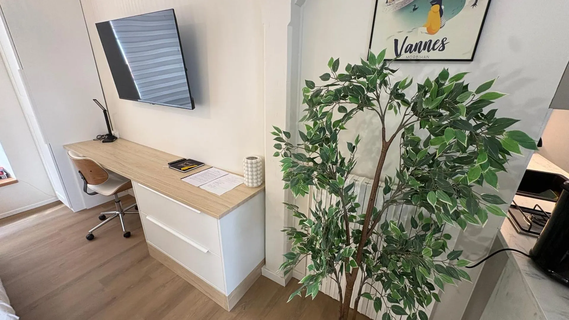 Vannes Centre, Entree Privative 法国